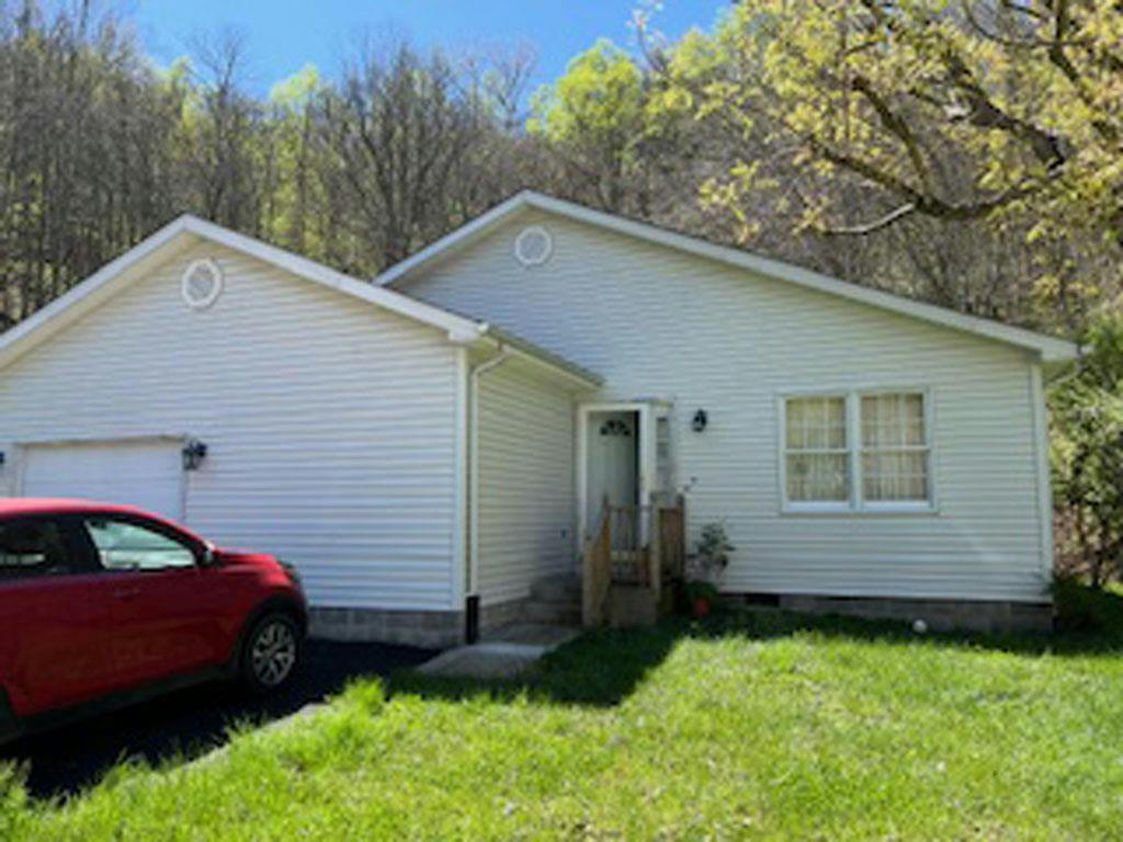 146 PEACHTREE DR, PIKEVILLE, KY 41501, photo 1