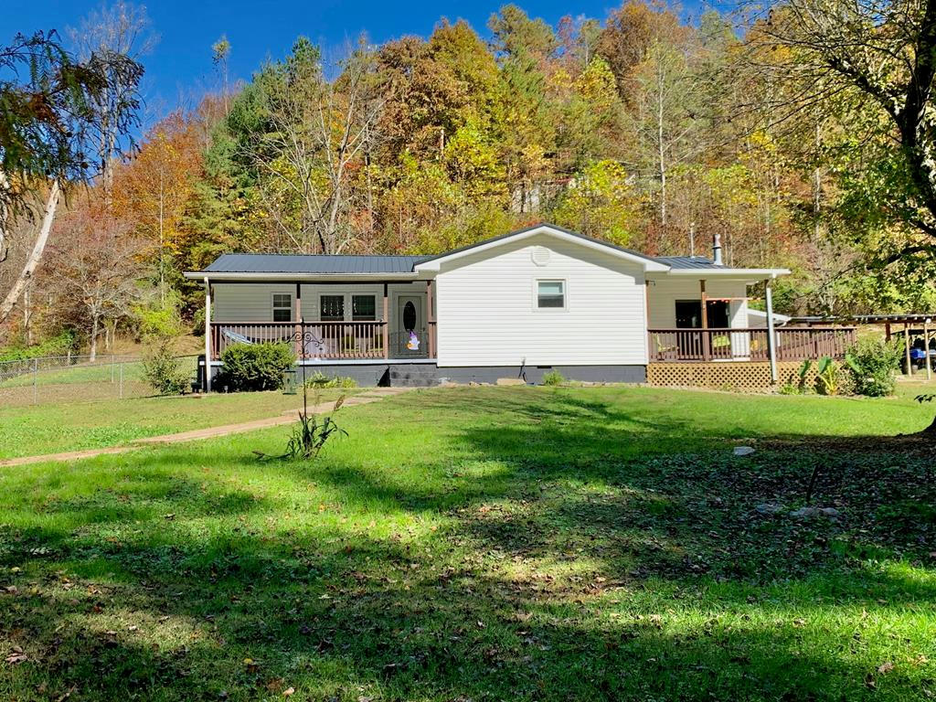 1304 RICEVILLE RD, SWAMP BRANCH, KY 41240, photo 1 of 33