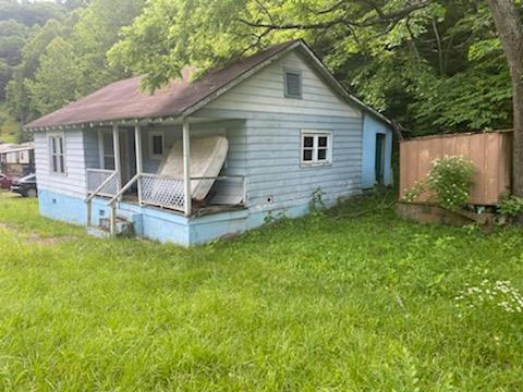 910 KY ROUTE 466, MELVIN, KY 41650, photo 1 of 3