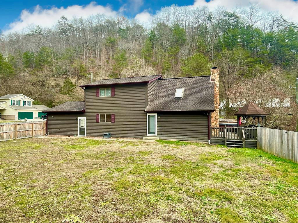 6 TWIN AVE, PIKEVILLE, KY 41501, photo 1 of 23