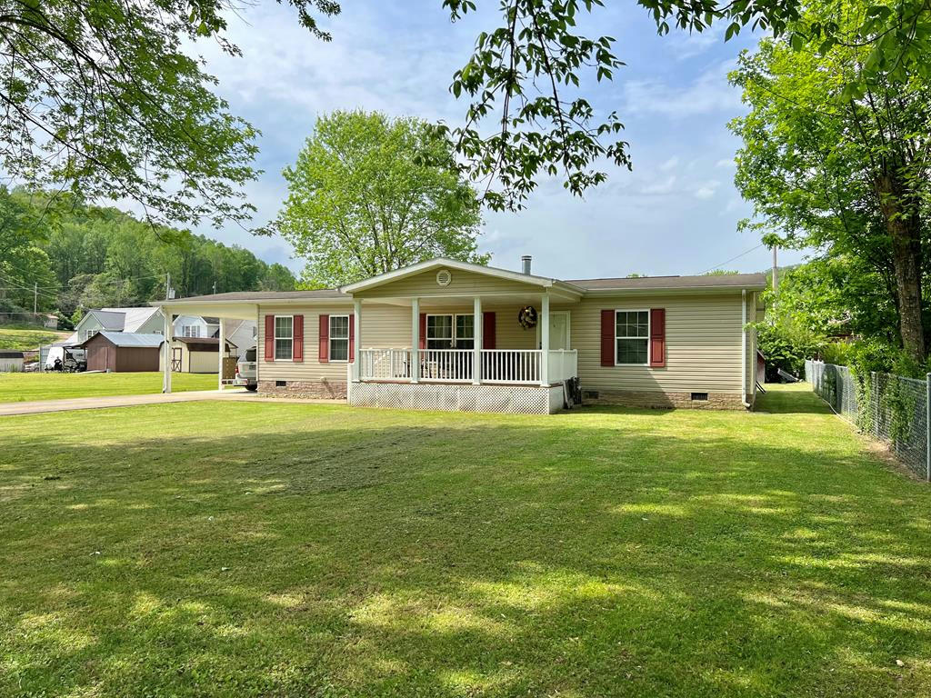 51 HAGER ST, AUXIER, KY 41602, photo 1 of 44