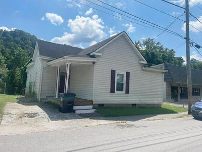 534 MAIN ST Paintsville KY 41240 For Sale MLS 117507 RE MAX   68dfc69925e32743db1d777c36048eeb34325bbf 1 Medium 