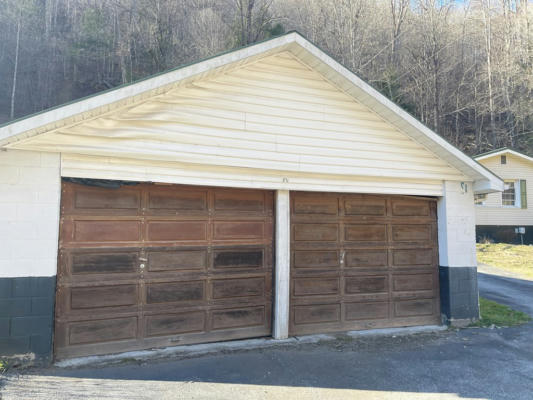 531 SMITH FORK RD, PHELPS, KY 41553, photo 4 of 9