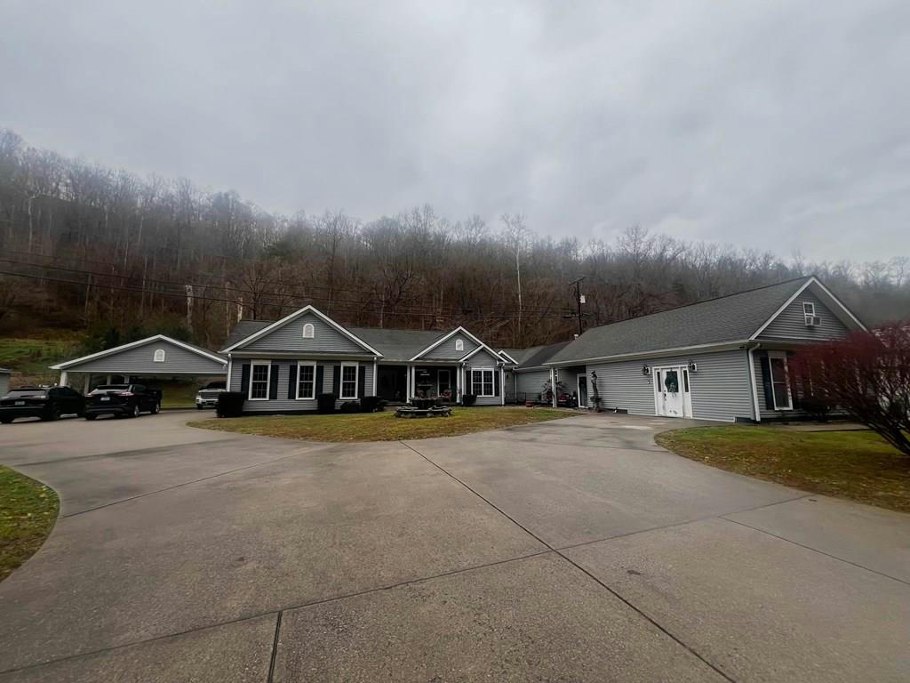 963 KY ROUTE 581, THEALKA, KY 41240, photo 1 of 69