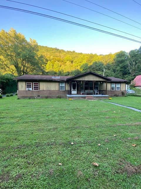 84 RIGHT ST, KIMPER, KY 41539, photo 1 of 12
