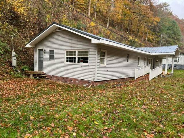 22251 STATE HIGHWAY 194 E, FEDS CREEK, KY 41524, photo 1 of 39