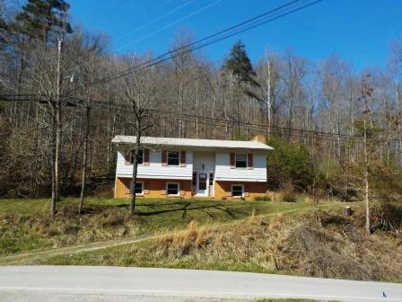 5782 KY ROUTE 1559, SITKA, KY 41255, photo 1 of 15