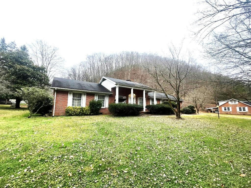 36285 STATE HIGHWAY 194 E, PHELPS, KY 41553, photo 1 of 14